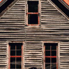 Old-House-with-Wheelf